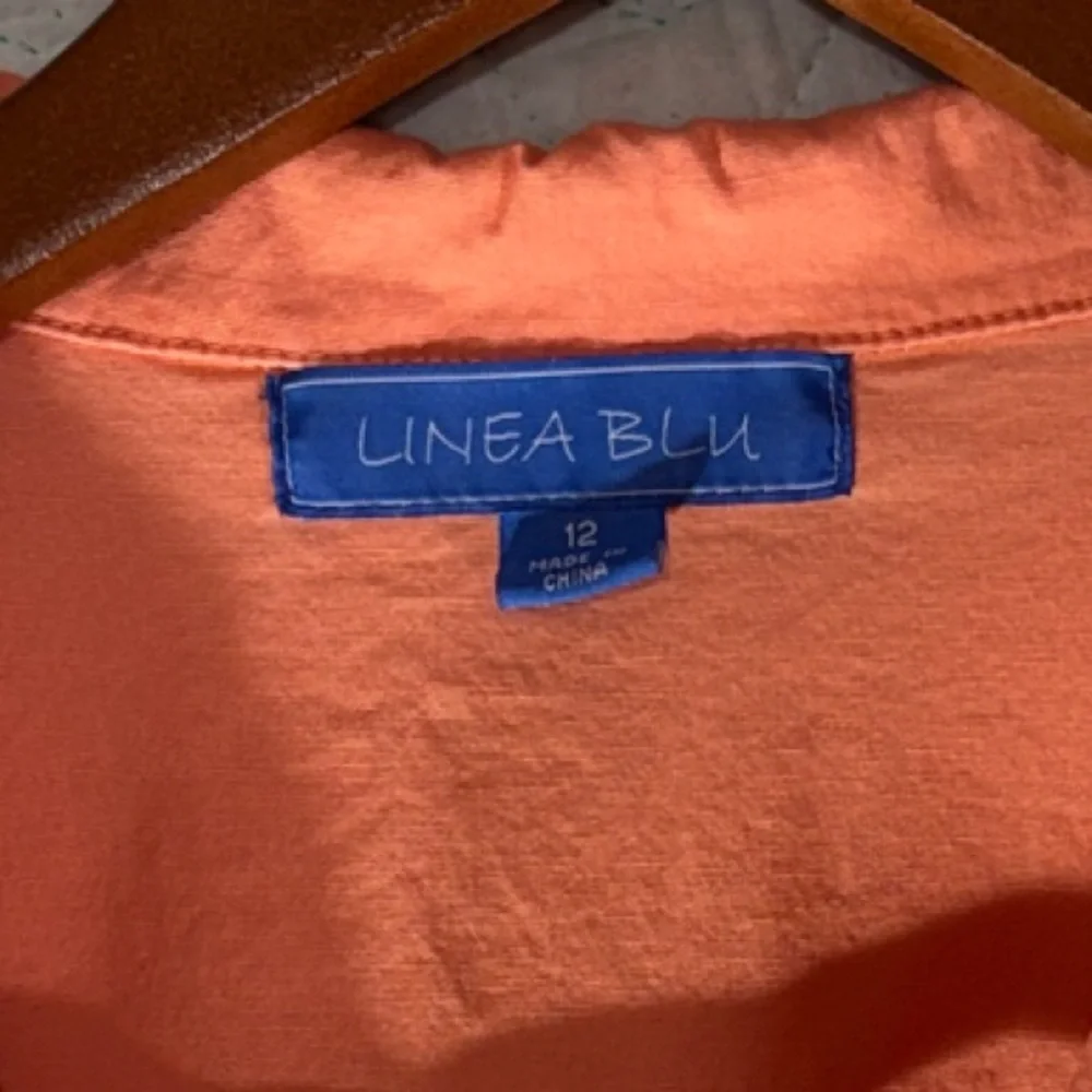 Chic Coral Blazer - Picture 2 of 7